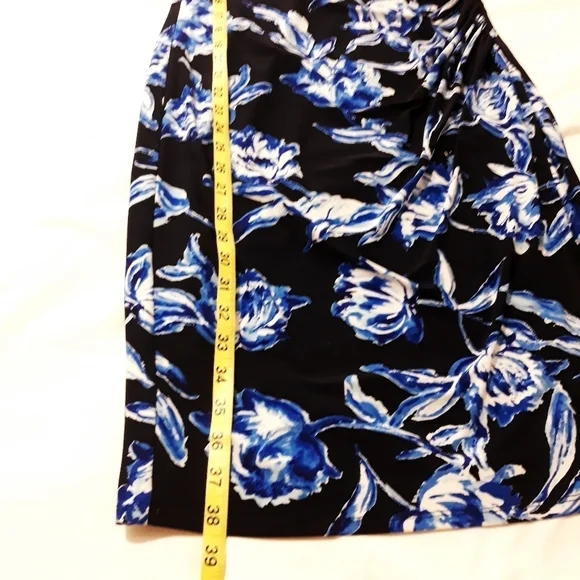 Lauren Ralph Lauren Dress Short Sleeve Floral on Navy Blue Sthetcy Size 6 - Picture 14 of 14
